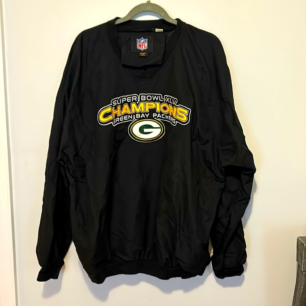 Men’s nylon jacket